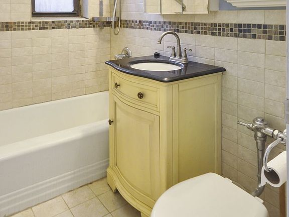 5th image of 54 E 8th St APT 3D