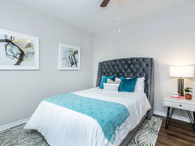 Registry at Windsor Parke — Photo 41