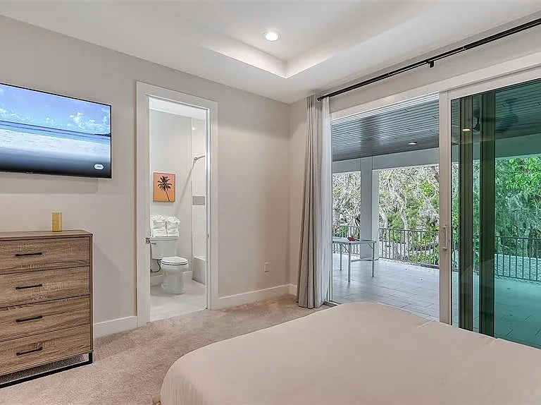 1537 Siesta Dr — Photo 48