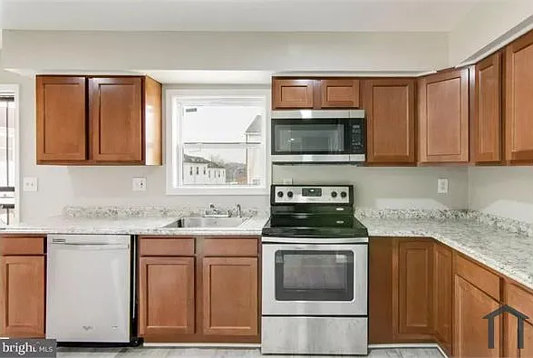 1100 Harford Ave — Photo 12