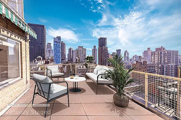 1st image of 80 Park Ave Penthouse N