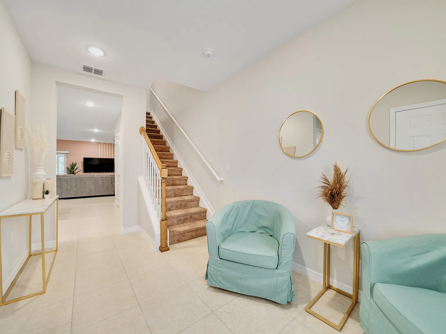3 bed, 2.5 bath, 1762 sqft, $2,295 — Photo 2