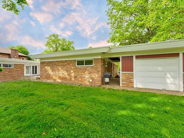 454 Leet Rd — Photo 22