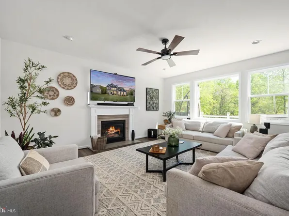 310 Liberty Hall Dr, Fredericksburg, VA 22406