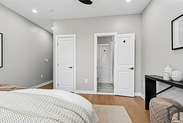2906 Clifton Ave — Photo 10
