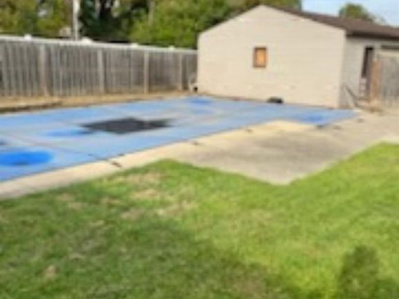 4th image of 3853 Germania Ave