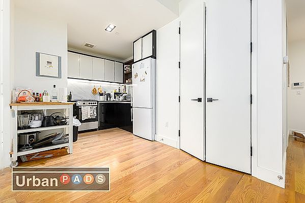 1st image of 585 Ocean Pkwy #8G
