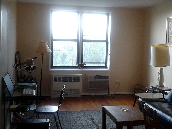 4th image of 5021 39th Pl APT 5E