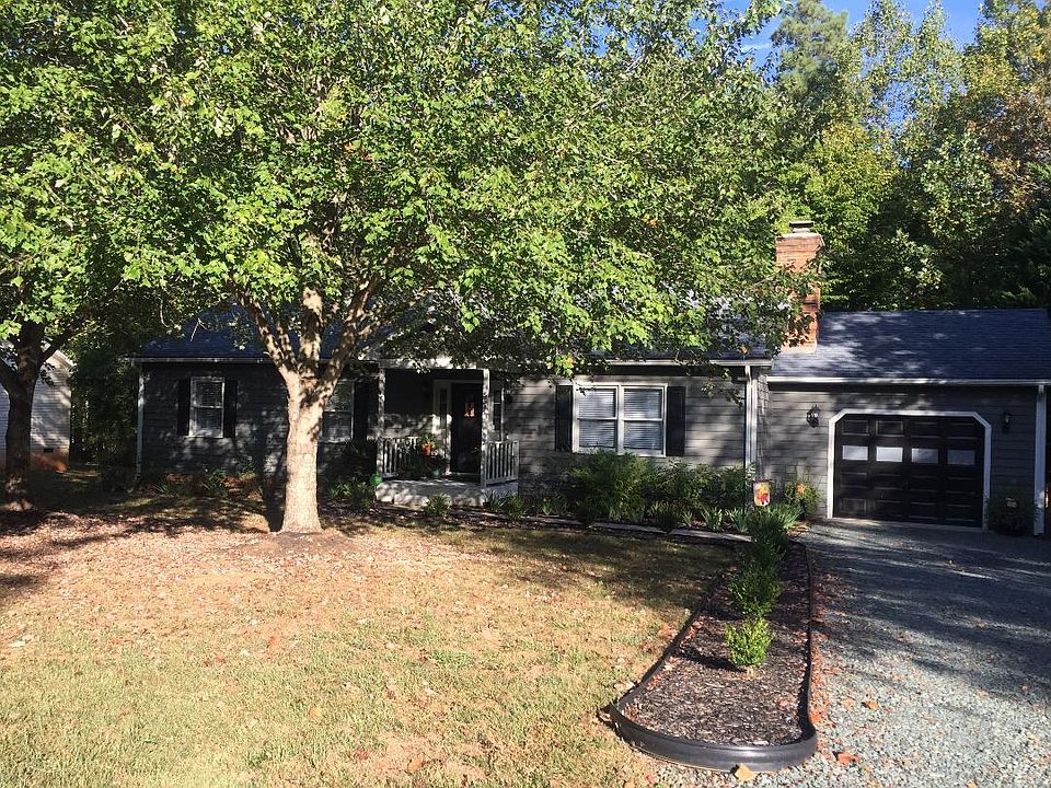 1st image of 551 Jefferson Dr