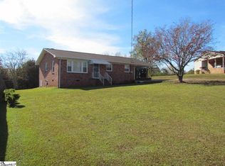 136 Grasshopper Hill Rd, Pickens, SC 29671