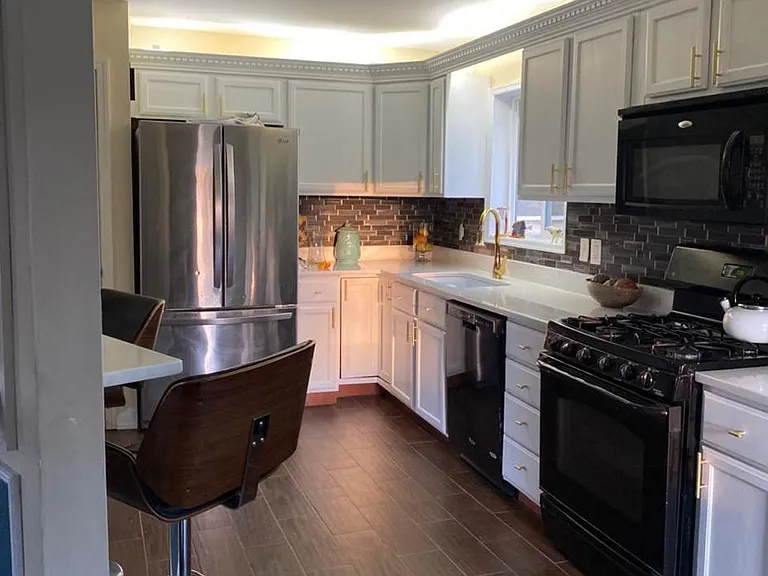 122 Mountain View Rd — Photo 4