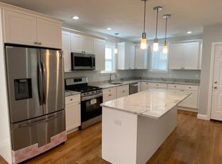 147 Thomas Burgin Pkwy, Quincy, MA 02169