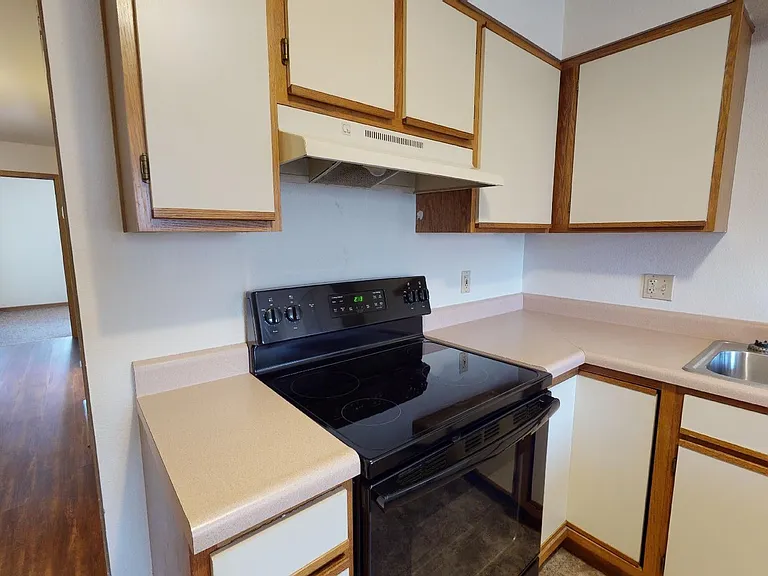 Eastern Townhomes — Photo 5