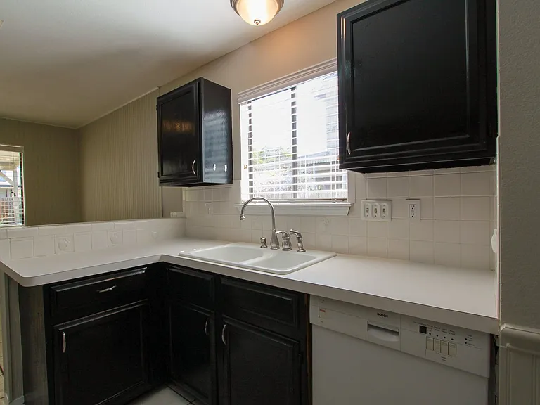 1809 Fawn Ridge Trl — Photo 14