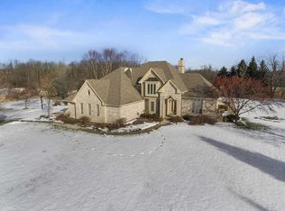 W231N9064 Wooded Ridge Trl, Lisbon, WI 53089