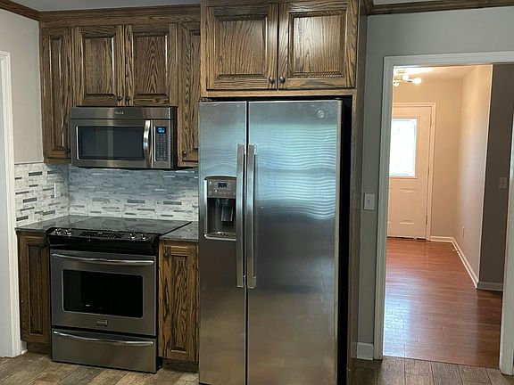 Kitchen with Appliances