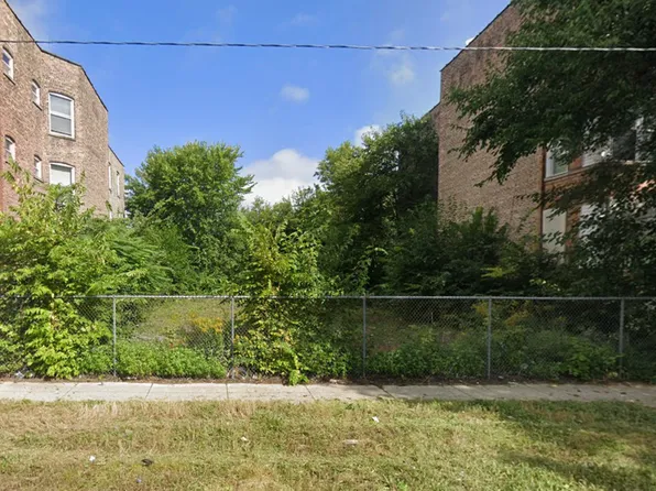 (undisclosed Address), Chicago, IL 60637