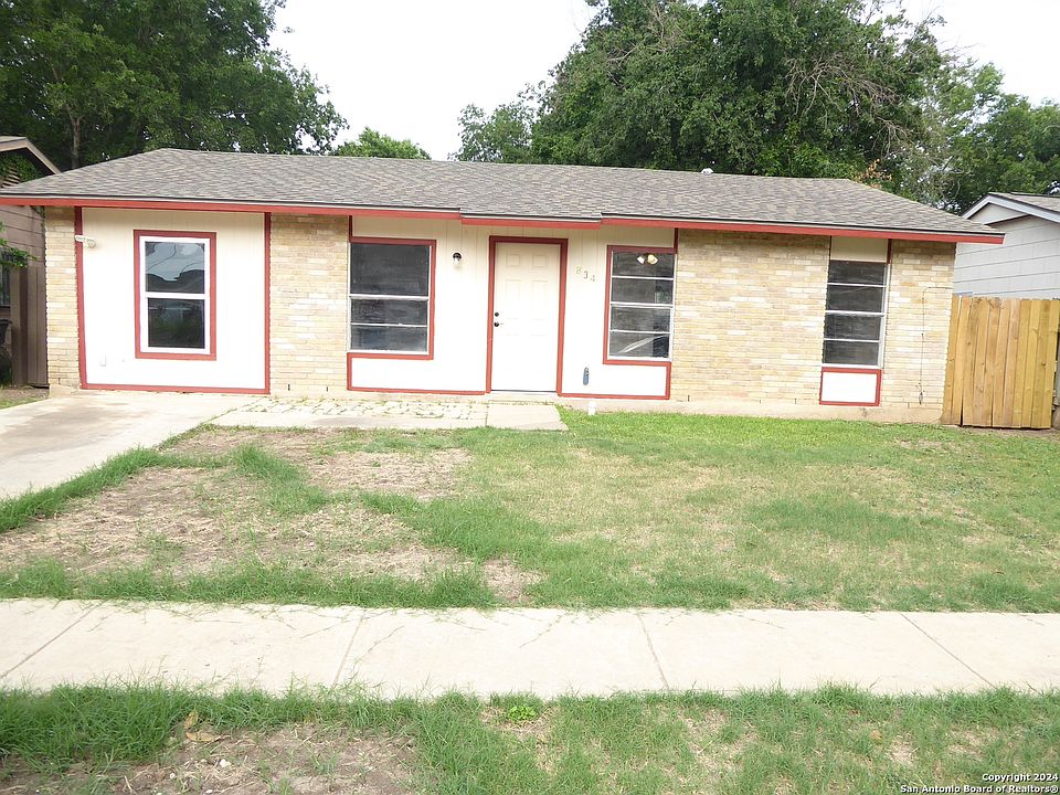 1st image of 834 WALNUT PARK ST