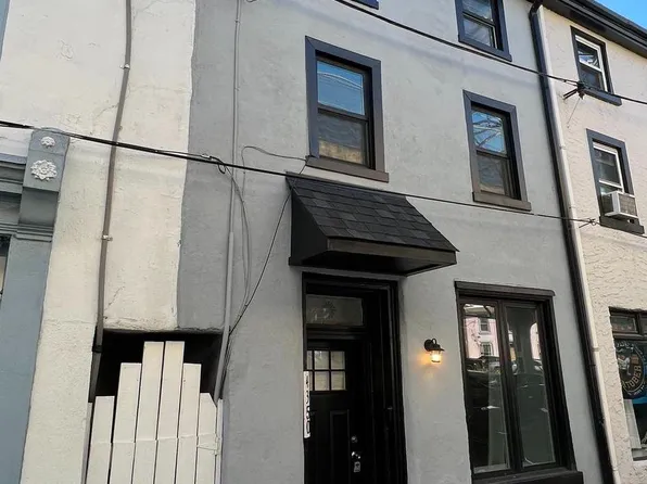 4350 Cresson St, Philadelphia, PA 19127