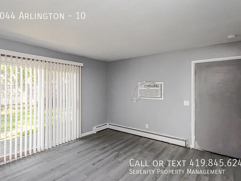 2044 Arlington Ave #10 — Photo 1