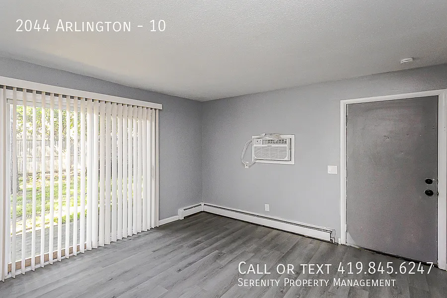 2044 Arlington Ave #10