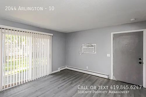 2044 Arlington Ave #10 Photo 1 2044 Arlington Ave #10 Photo 1