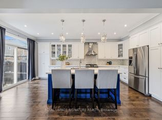 27 Aird Ct, Milton, ON L9T 3Y1