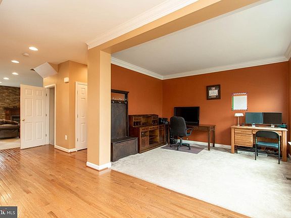 4th image of 1711 Idlewild Blvd
