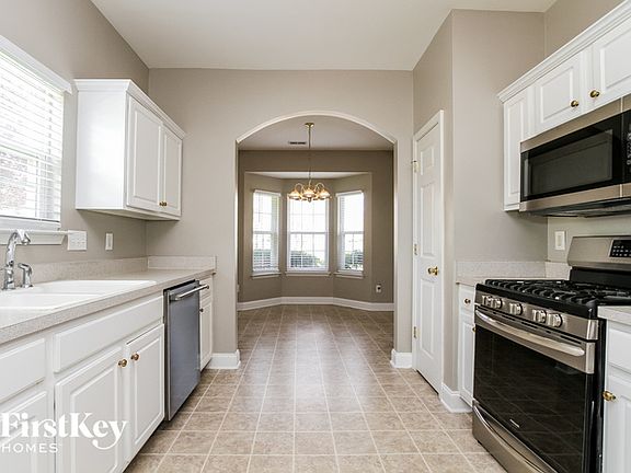 5th image of 12118 Ilse Helene Ln