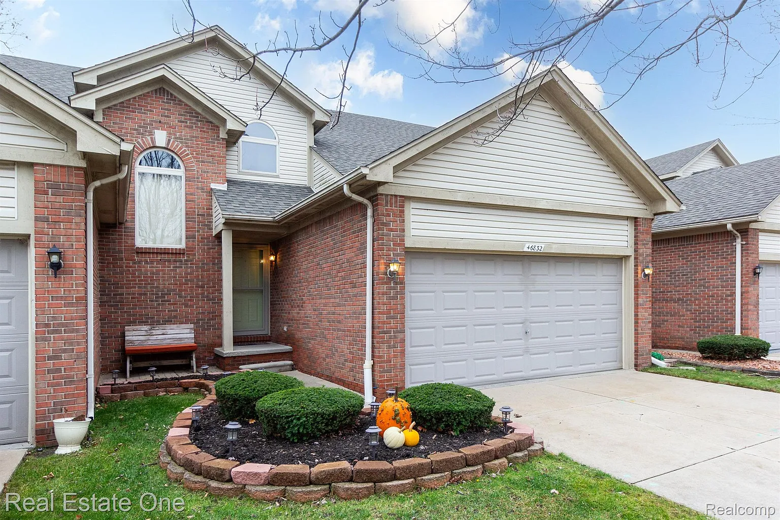 46832 Jewel Dr photo 1
