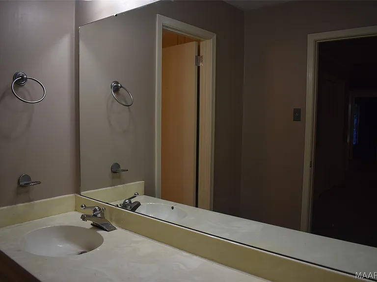 414 Arrowhead Dr — Photo 27