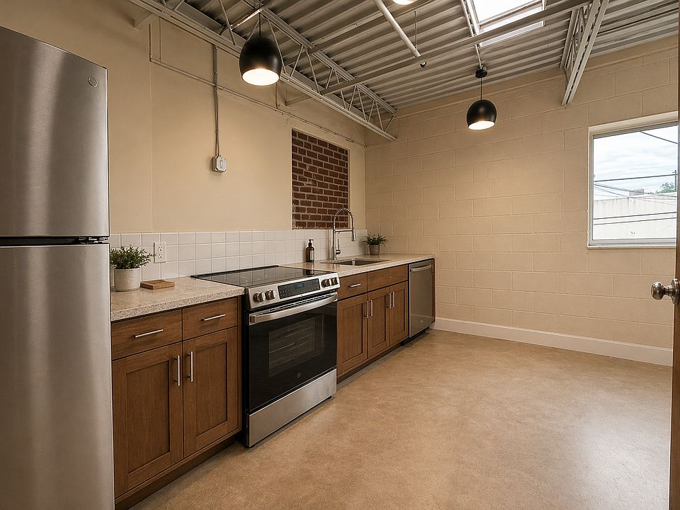 2nd image of 1726 Austin Ave #7