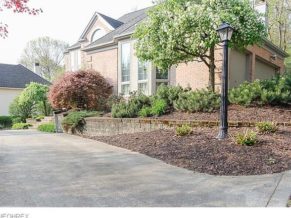 3rd image of 17347 Willow Wood Dr
