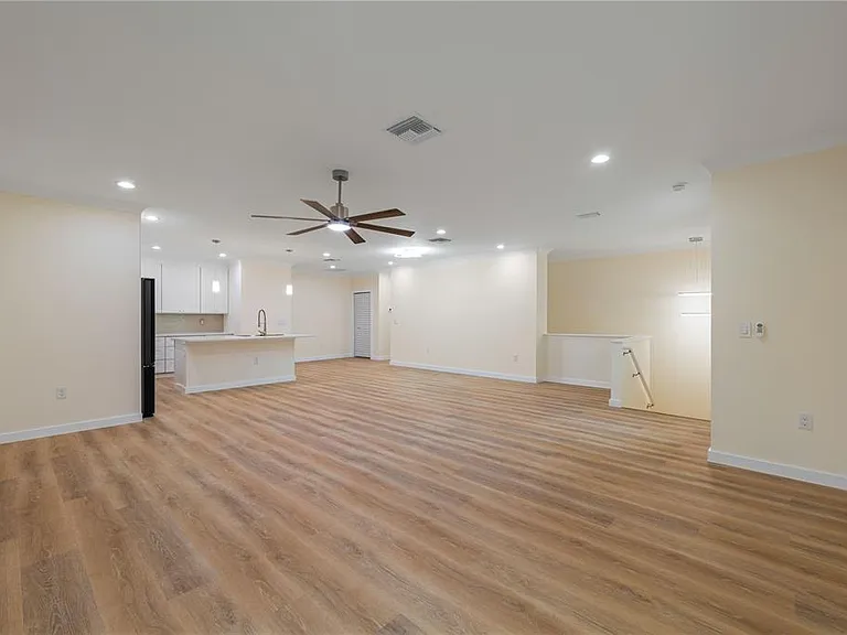 4829 Jenny Way — Photo 5
