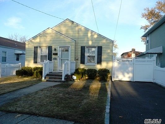 1st image of 36 Owen St