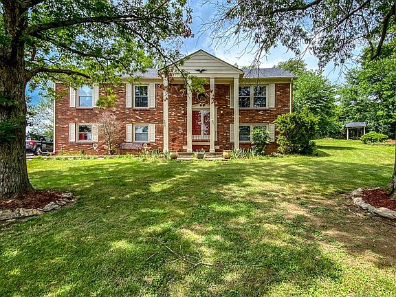 3rd image of 533 Coldspring Dr