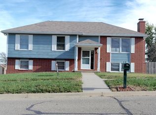 407 S Kaw Dr, Junction City, KS 66441