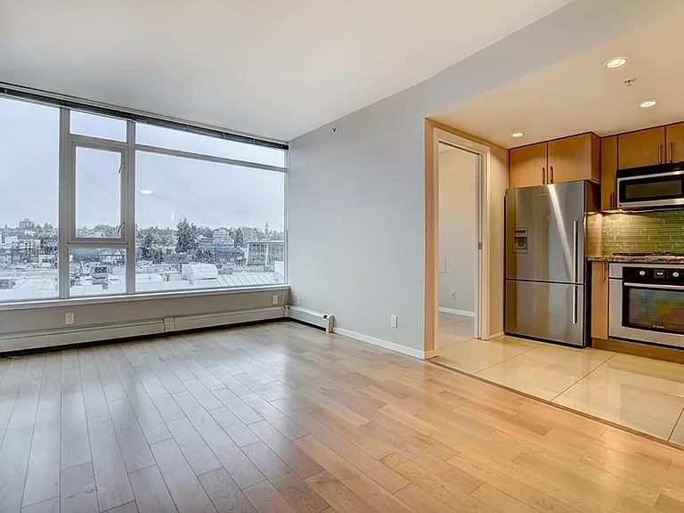 1887 Crowe St #709 — Photo 3