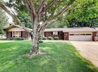 951 27th St, Columbus, IN 47201