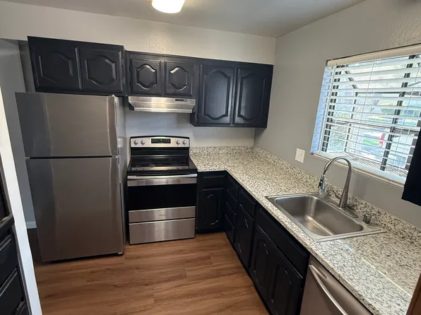900 Southampton Rd APT 116, Benicia, CA 94510