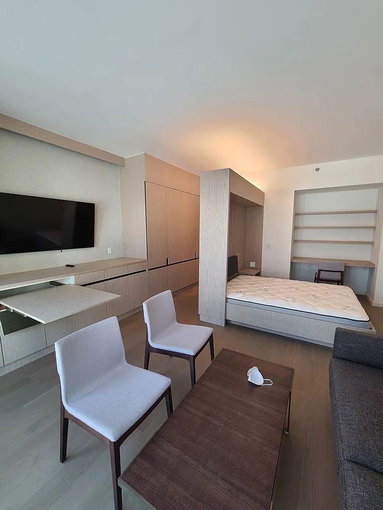 Studio, 500 sqft, $3,100 — Photo 4