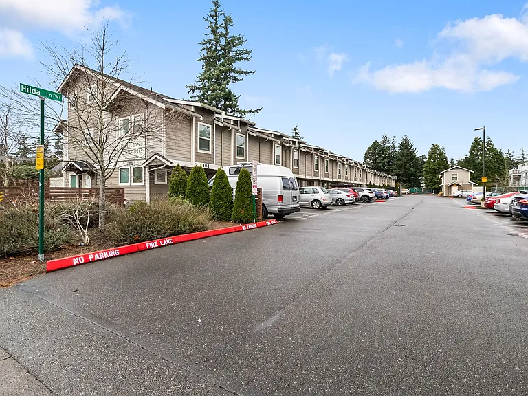 3303 Hilda Ln — Photo 1
