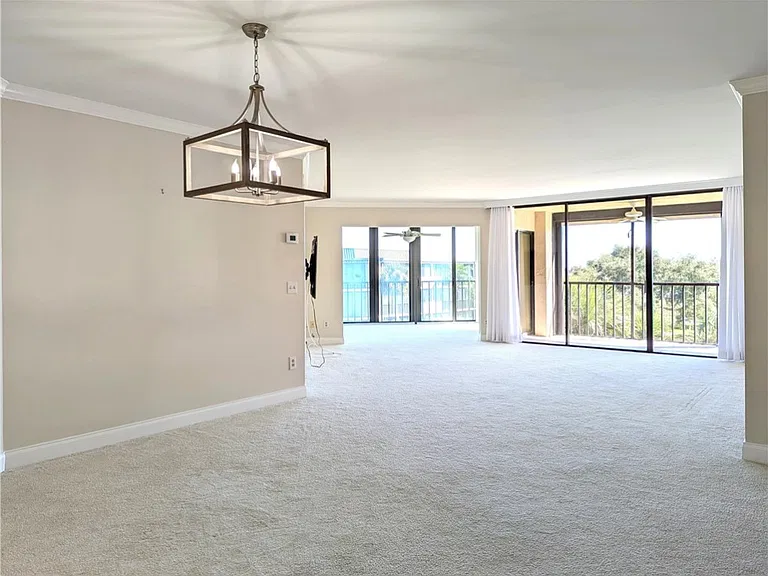 1821 Mooringline Dr #1821PHD — Photo 35