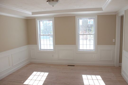 4th image of 3 Mark Twain Dr