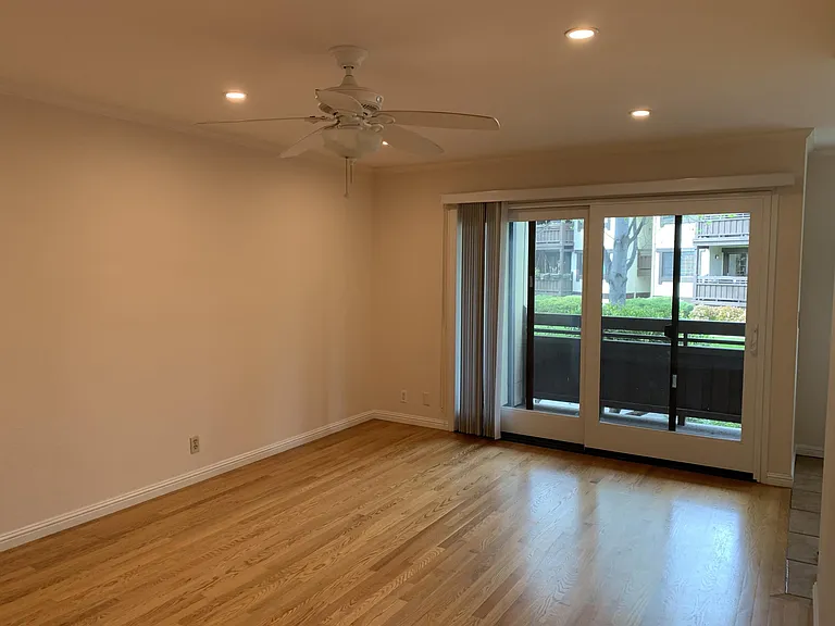 765 San Antonio Rd #31 — Photo 1