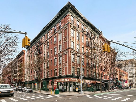 5th image of 163 Prince St #6