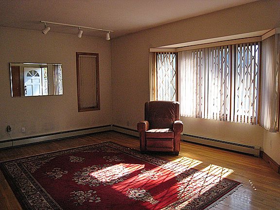 4th image of 14 Field Ave