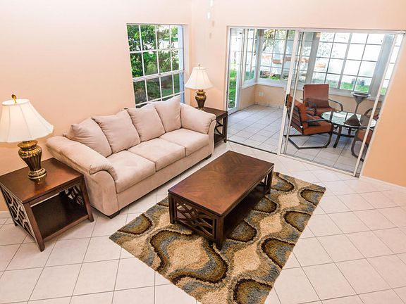 5th image of 821 Lakeland Dr