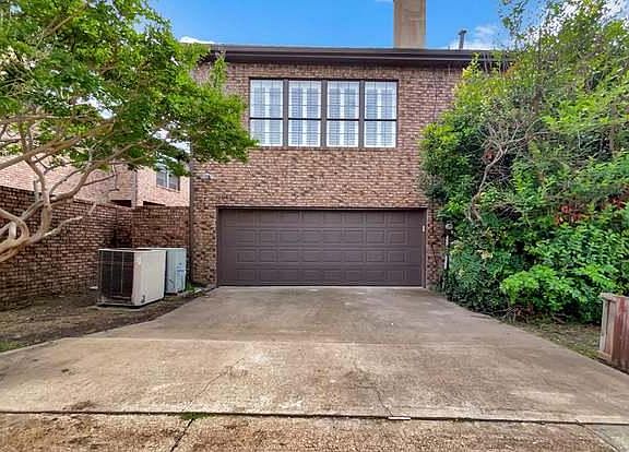 4th image of 12061 Tavel Cir