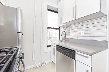 Rented by United Group